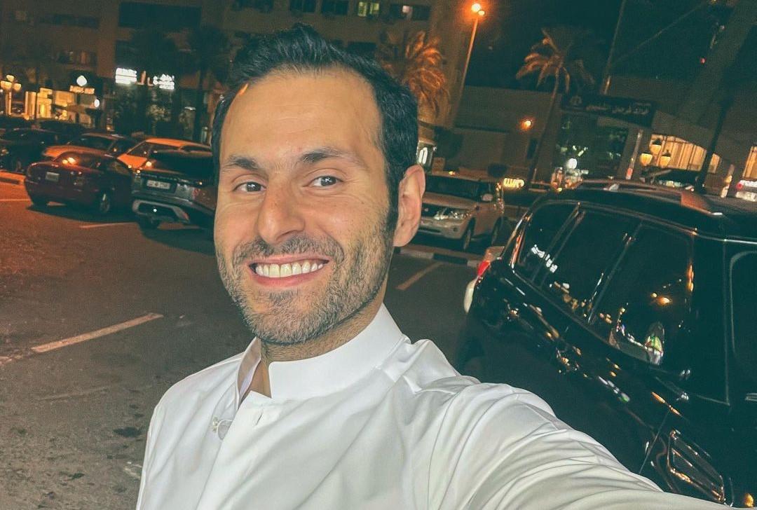 علي كاكولي يتصدر الترند بأحدث ظهور له